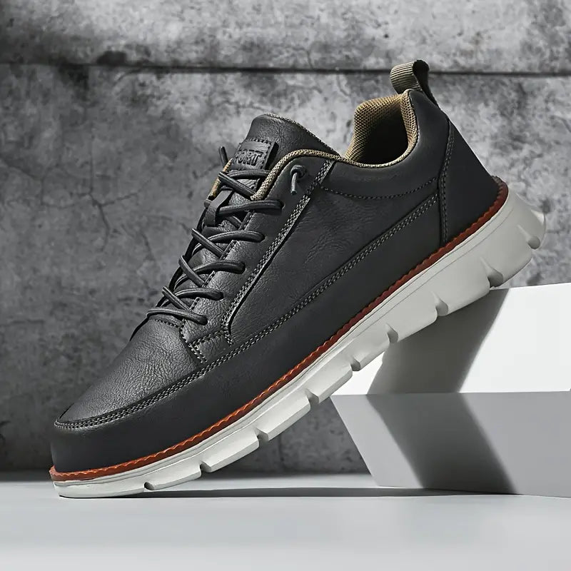 Hadrian - Classic Lace-Up Leather Sneakers